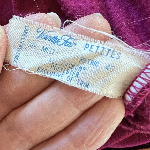 Vtg Vanity Fair Purple Velour Fleece Zip Robe Housecoat Pockets Embroidery Med - Picture 9 of 13